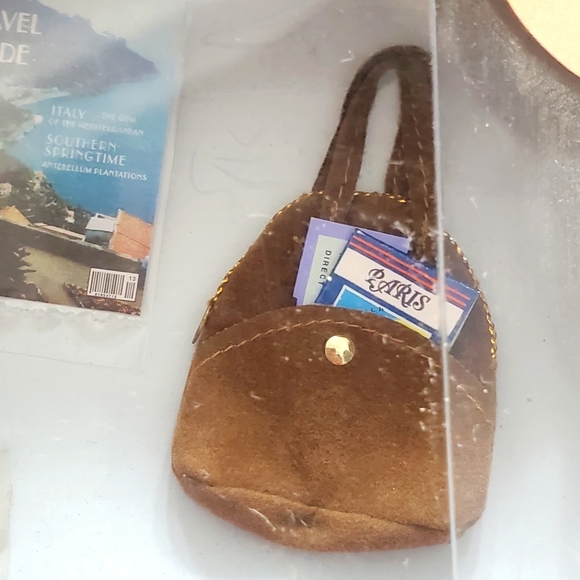 NRFB Vintage 1997 Jet Set Luggage Ensemble Barbie Millicent Roberts Collection - Picture 3 of 11